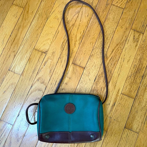 Liz Claiborne Handbags - Women's Liz Claiborne Crossbody Vintage 90s Bag